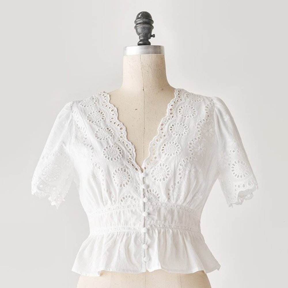 Adored Vintage Cloud Watching Top
